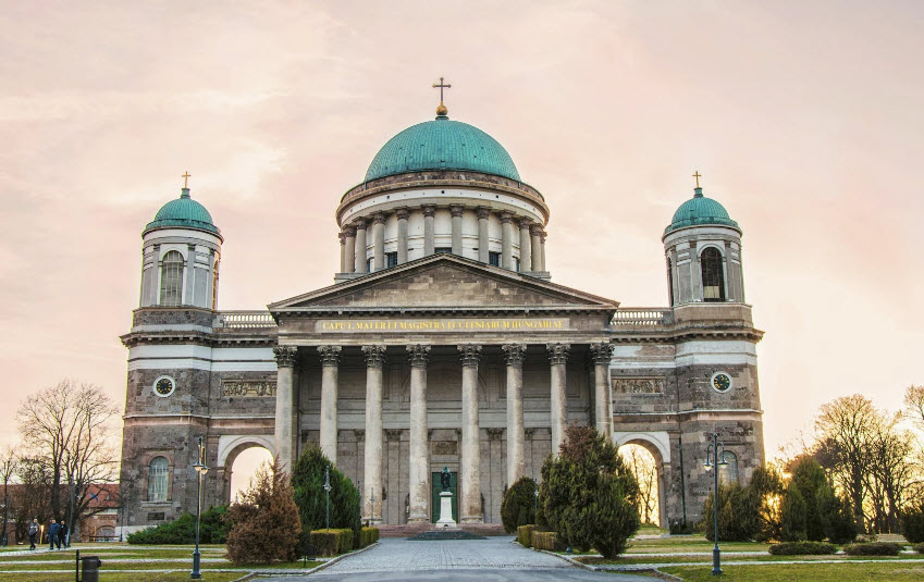 Sipolo-Hegy, Hungary
